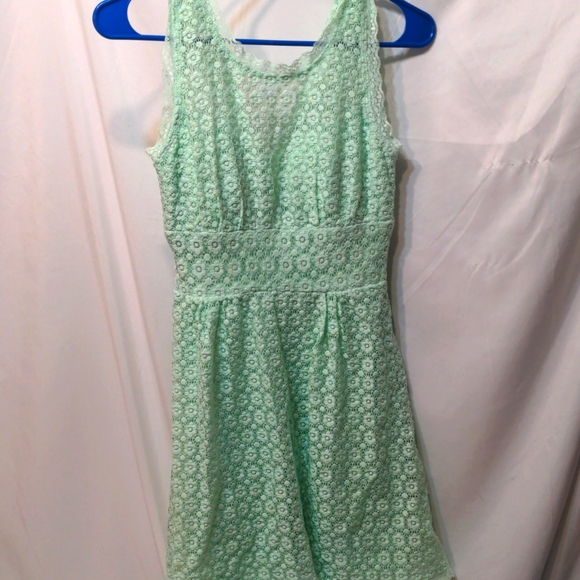 B Darlin Dresses & Skirts - B. Darlin light green lacy sleeveless dress